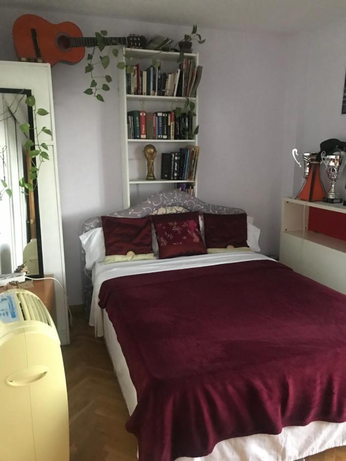 Habitacion Economica Tres Cantos Dış mekan fotoğraf
